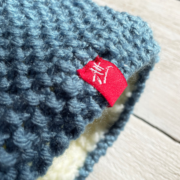 Hand-knitted headband – Narrow band – Storm Blue